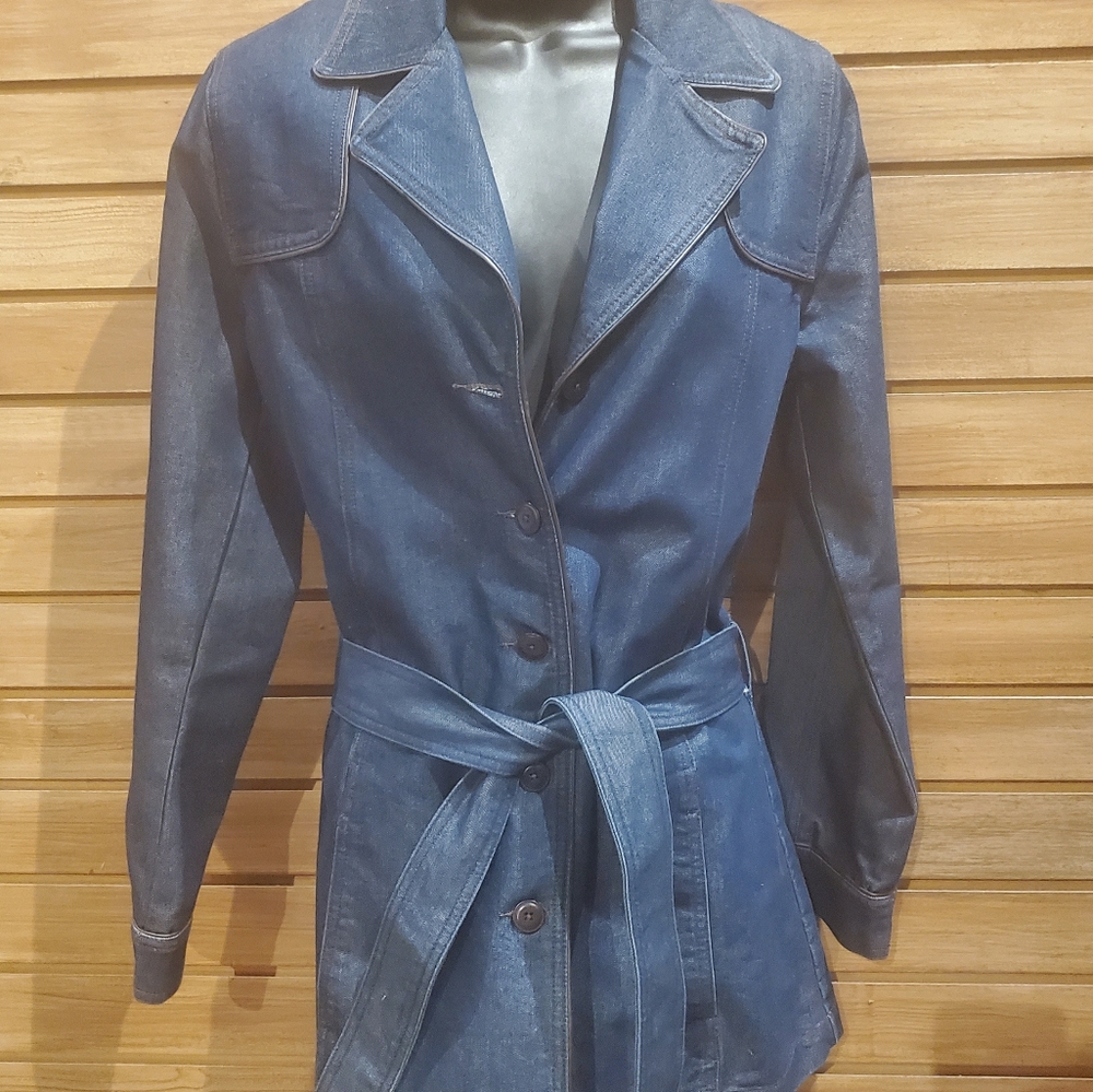 90's vibes Levis Denim trench coat xs Revolve Levi's Red Tab w belt